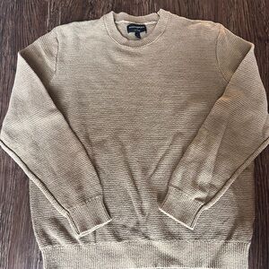 Crewneck sweater